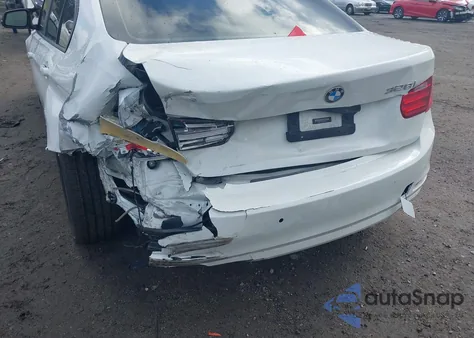 2014 BMW 328I z USA, uszkodzony, nr VIN WBA3C1C54EK116733